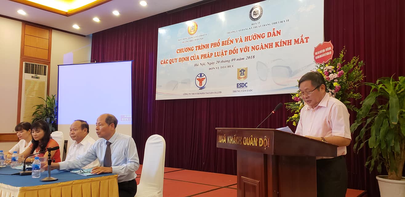 Chương trình phổ biến và hướng dẫn các quy định của pháp luật đối với ngành kính mắt